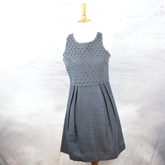 Ann Taylor LOFT black eyelet full skirt dress 4P - Picture 3 of 3